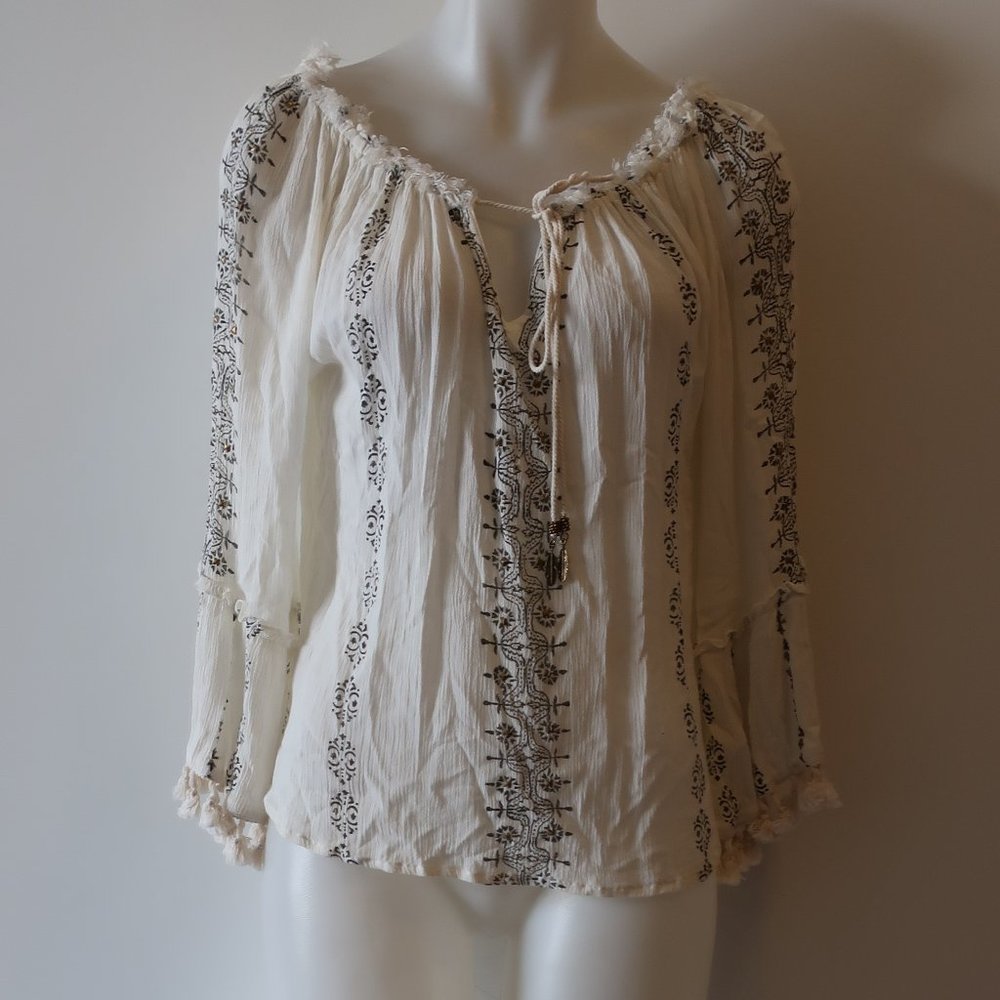 NWT TINA DEMEL EMBELLISHED OFF-THE SHOULDER TOP S*
